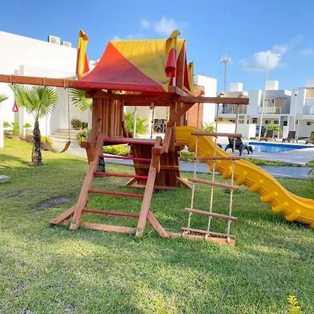 Elegante Y Preciosa Casa Con Excelente Ubicacion Vila Cancún Exterior foto