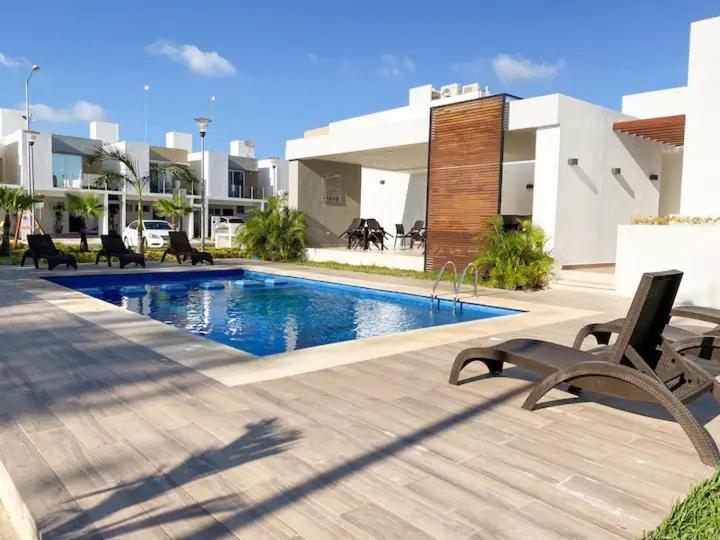 Elegante Y Preciosa Casa Con Excelente Ubicacion Vila Cancún Exterior foto